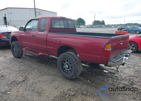 2000 Toyota Tacoma Prerunner z USA, uszkodzony, nr VIN 4TASM92N5YZ674688